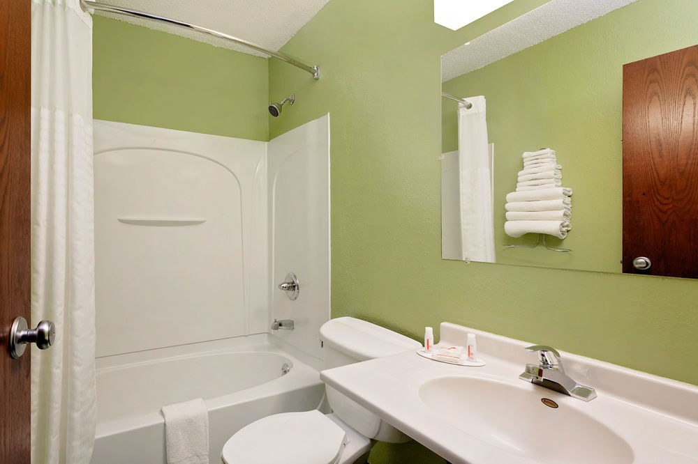 SUPER 8 BY WYNDHAM ITHACA