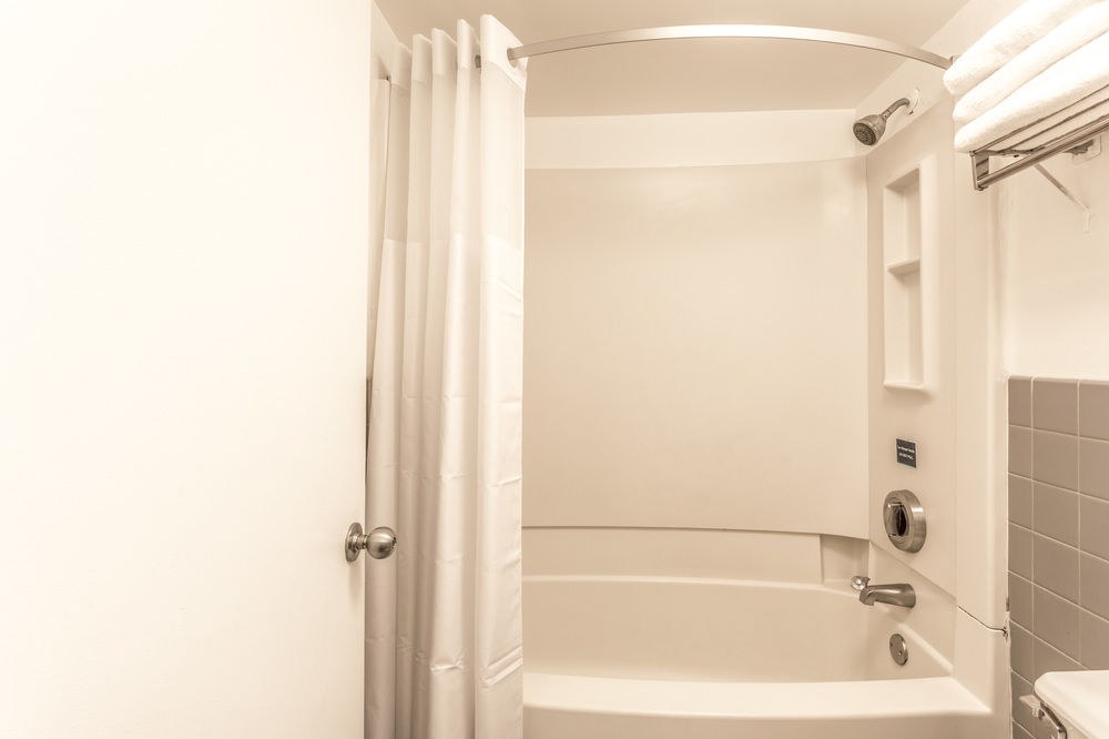 TRAVELODGE VIRGINIA BEACH BAY BEACH