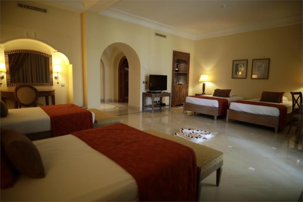 HASDRUBAL PRESTIGE THALASSA photo 2