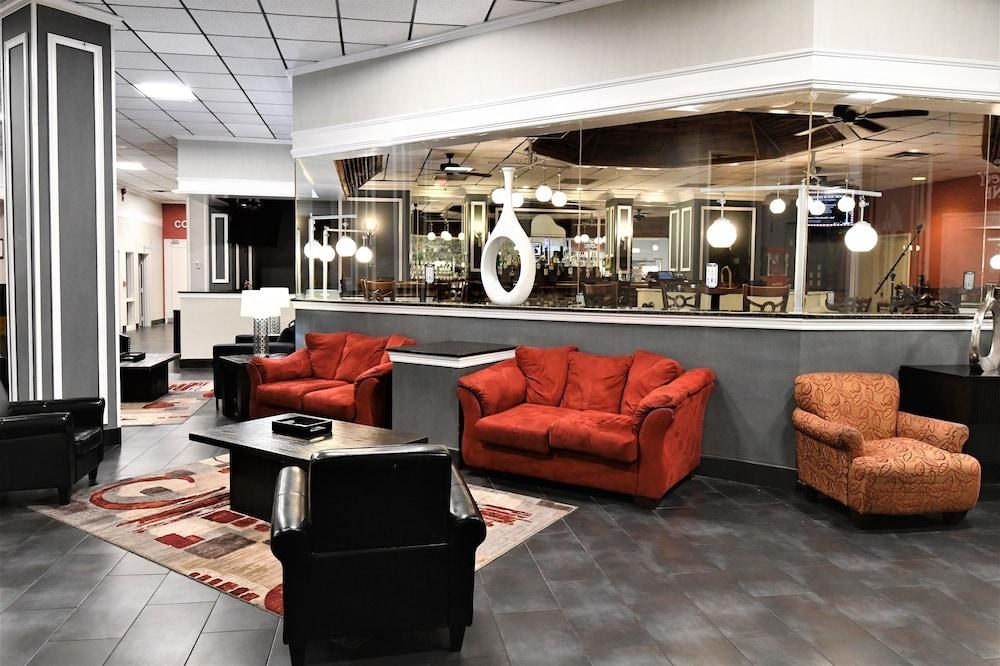 RAMADA CONFERENCE CENTER BY WYNDHAM JACKSONVILLE photo 3