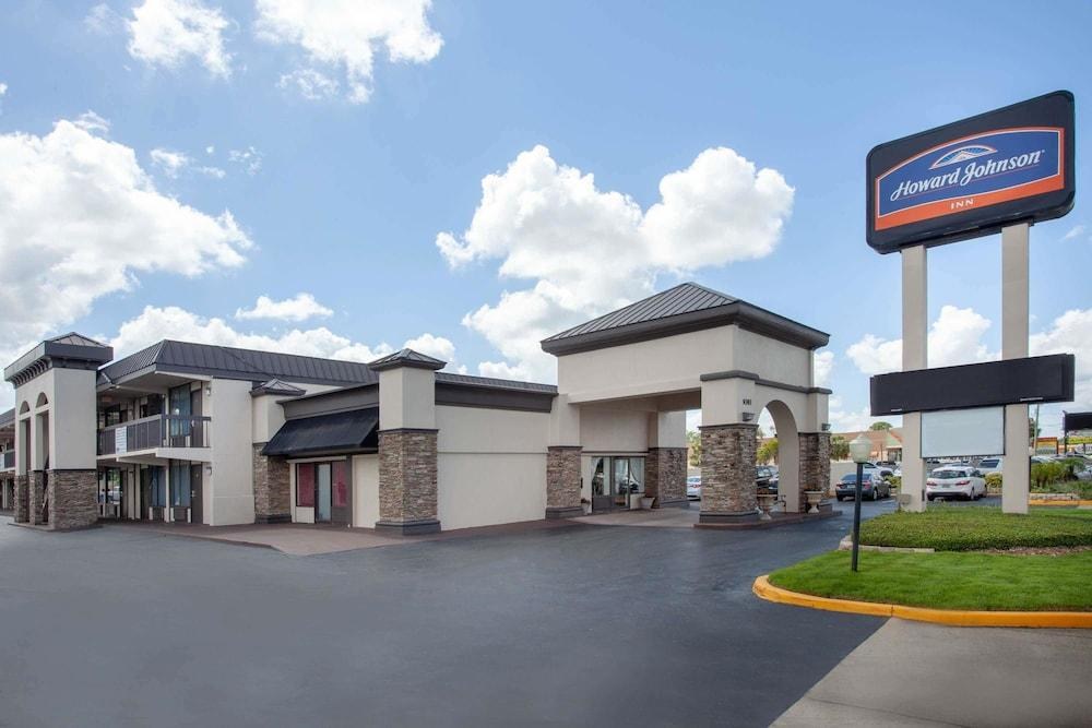 HOWARD JOHNSON INN AIRPORT FLORIDA MALL photo 3