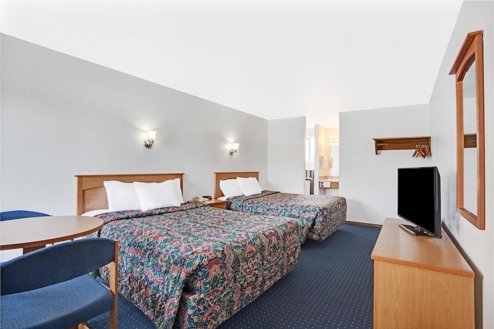 DAYS INN SEATTLE NORTH OF DOWNTOWN photo 4