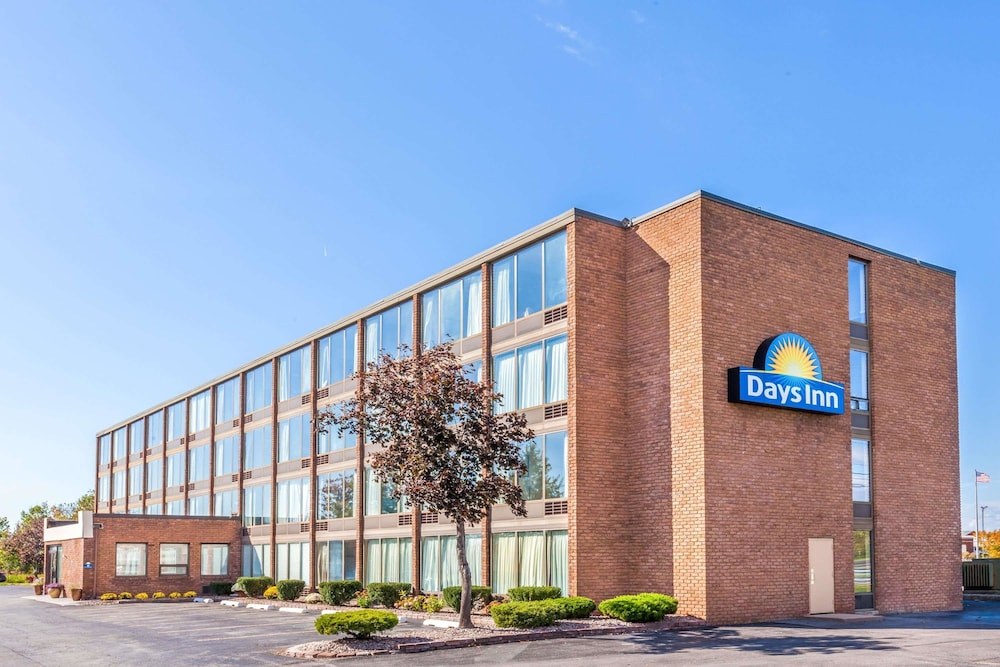DAYS INN BY WYNDHAM SYRACUSE