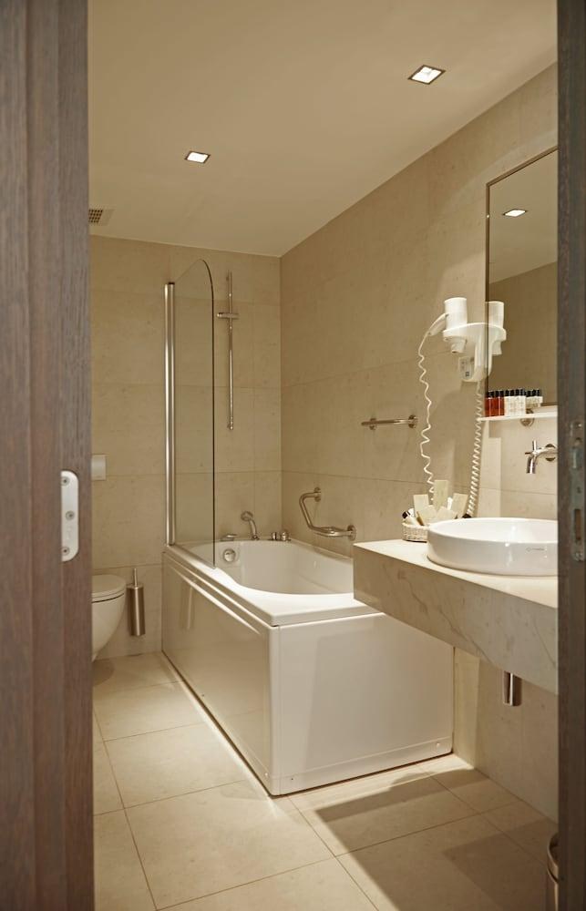 ASTORIA DESIGN HOTEL photo 2