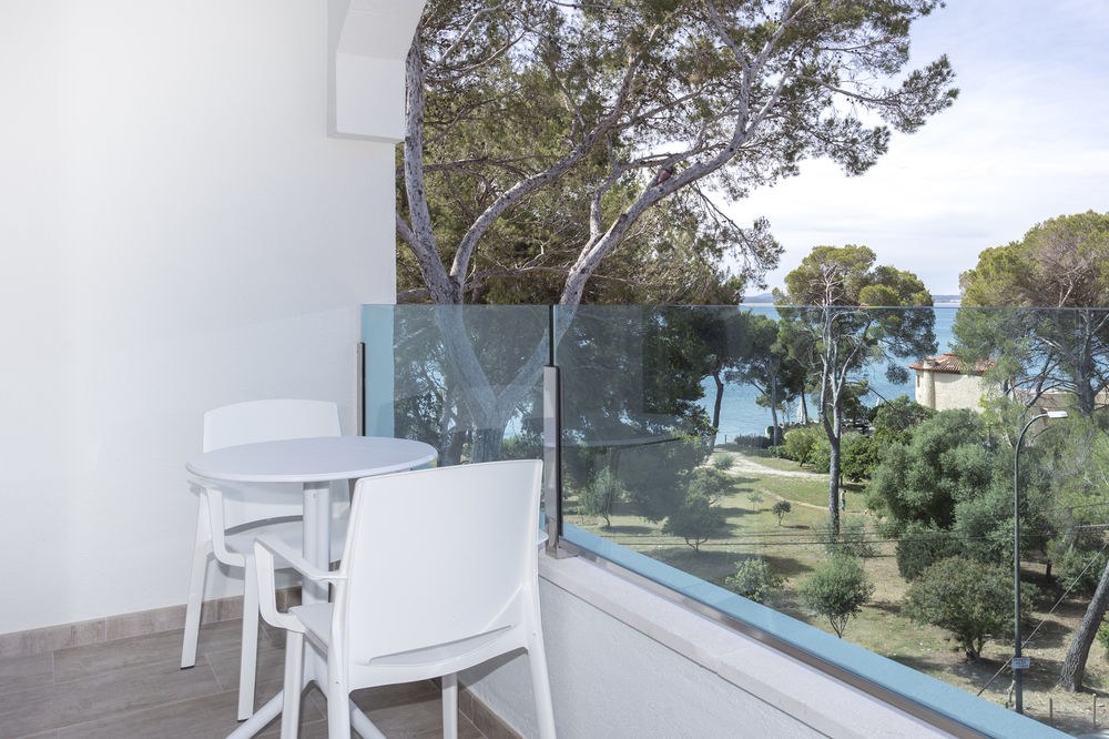 MAR HOTELS ALCANADA photo 3