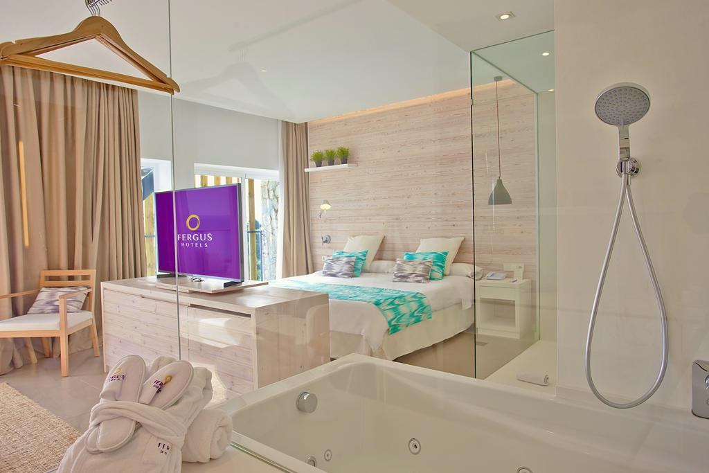 FERGUS STYLE PALMANOVA photo 1