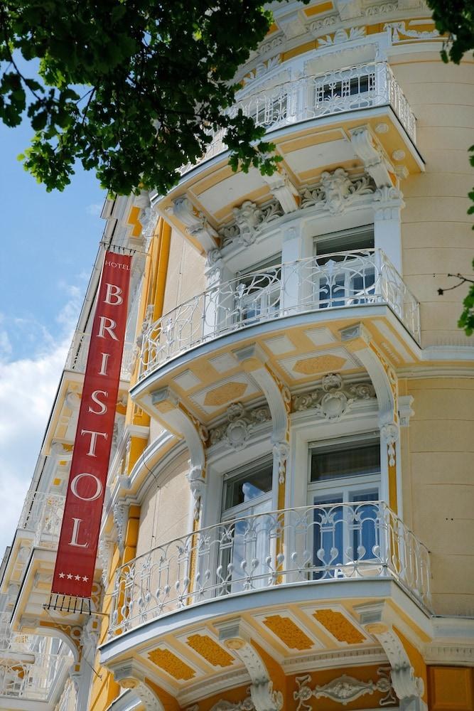 HOTEL BRISTOL photo 4