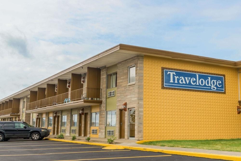 TRAVELODGE BY WYNDHAM BLOOMINGTON photo 4