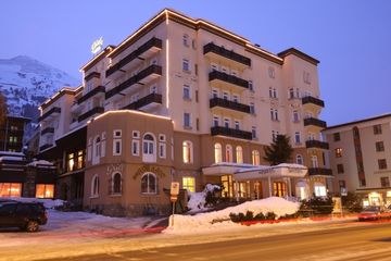 FLUELA SWISS Q HOTEL