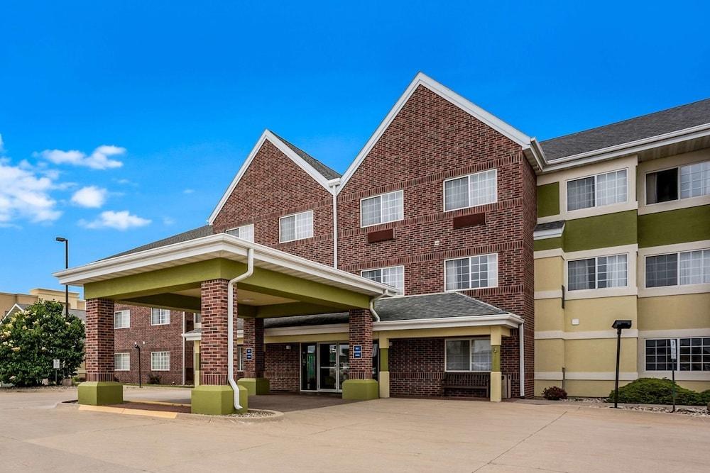 MAINSTAY SUITES photo 4