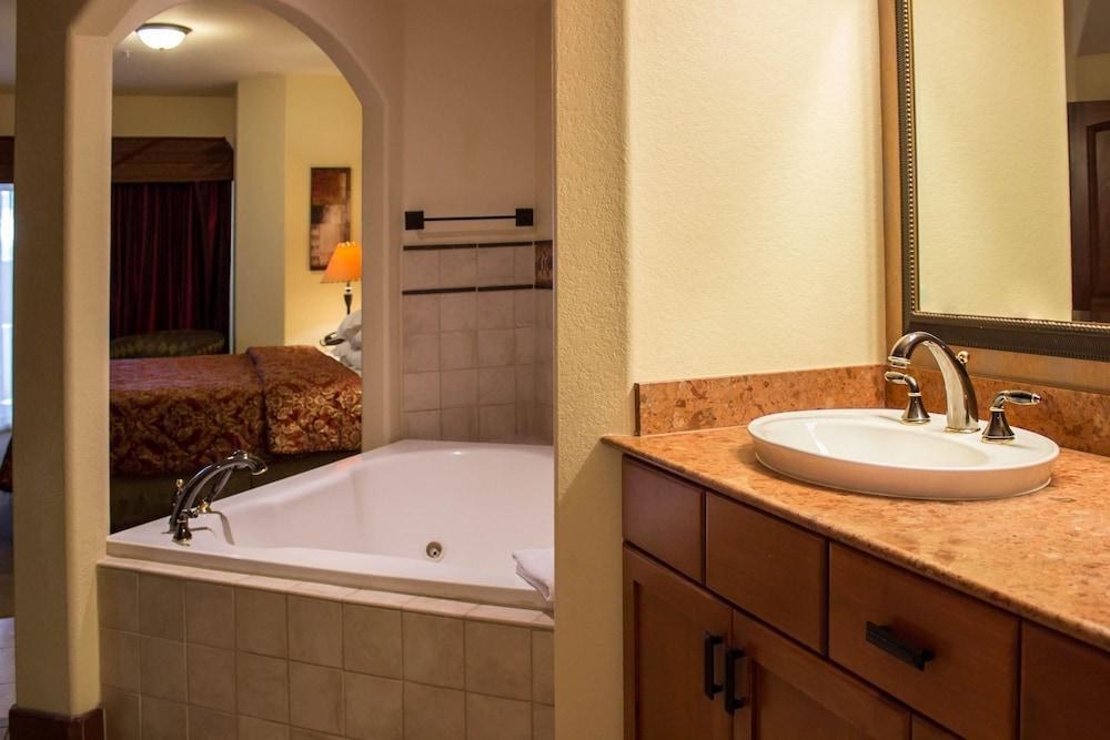 BLUEGREEN VACATIONS CIBOLA VISTA RESORT AND SPA photo 3
