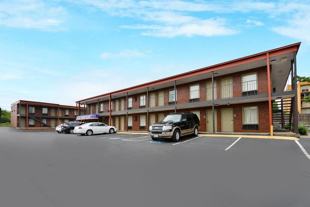 AMERICAS BEST VALUE INN - NASHVILLE/DOWNTOWN