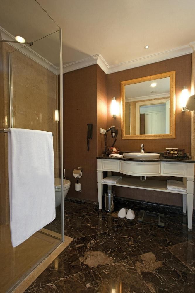 CROWNE PLAZA ISTANBUL - ASIA photo 2