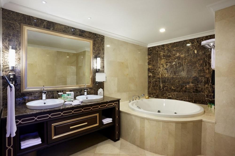 CROWNE PLAZA ISTANBUL - ASIA photo 3