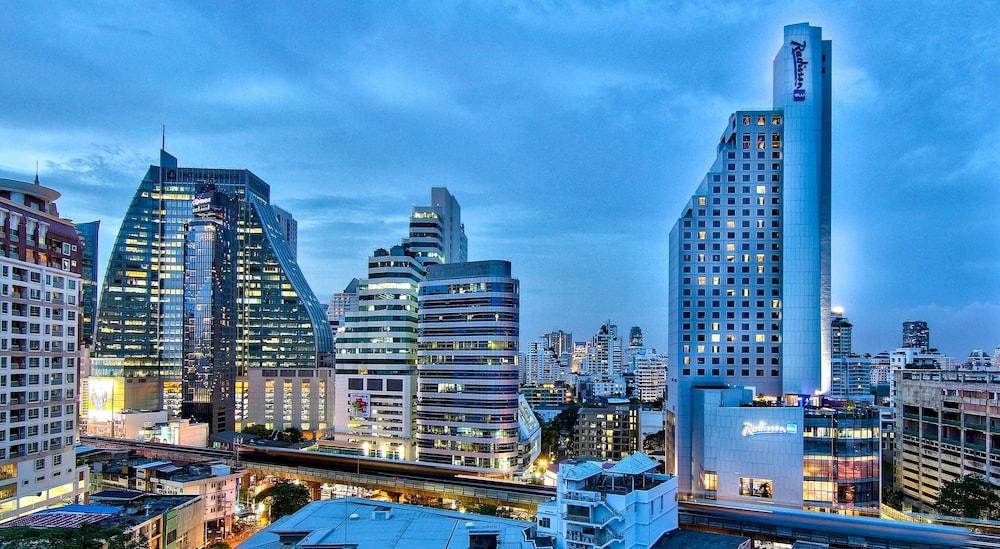 RADISSON BLU PLAZA BANGKOK photo 2