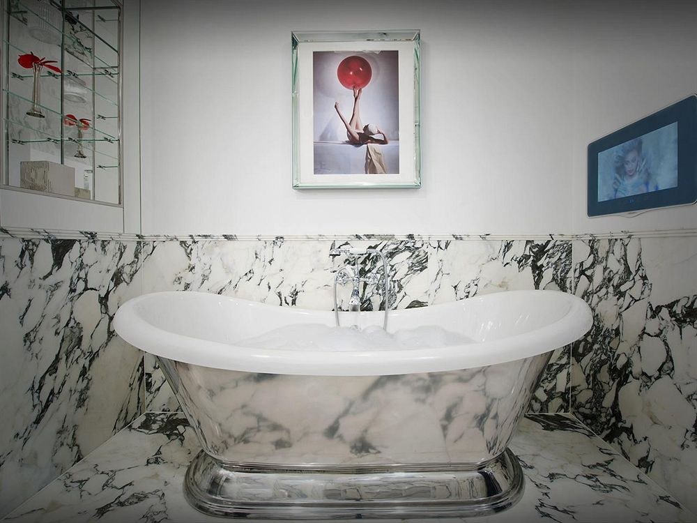 THE WELLESLEY HOTEL LONDON