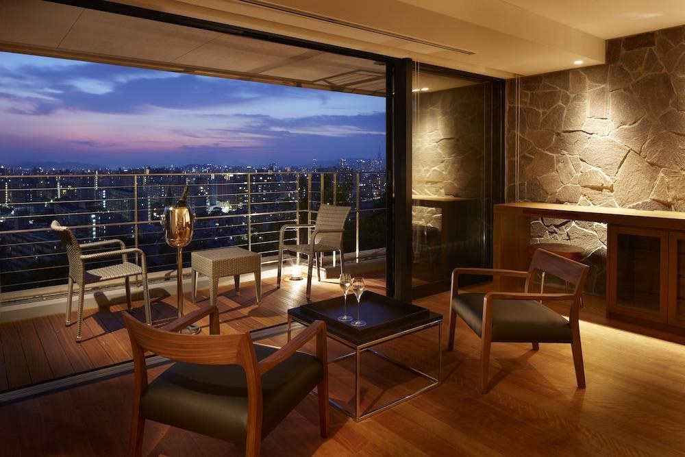 AGORA FUKUOKA HILLTOP HOTEL & photo 2