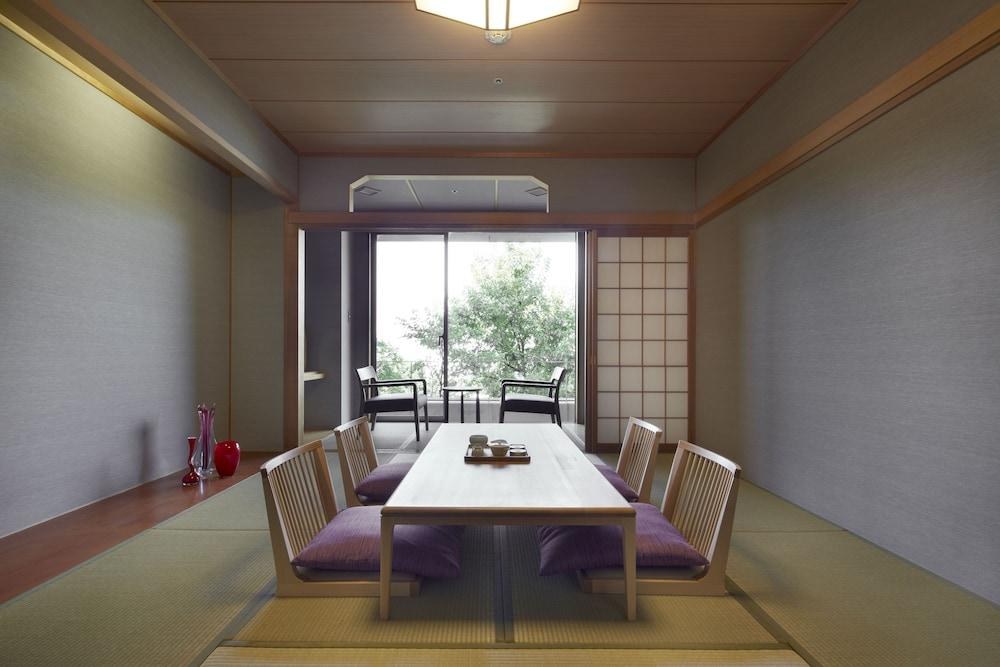 AGORA FUKUOKA HILLTOP HOTEL & photo 4