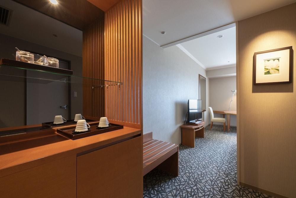 ASSOCIA TOYOHASHI photo 2