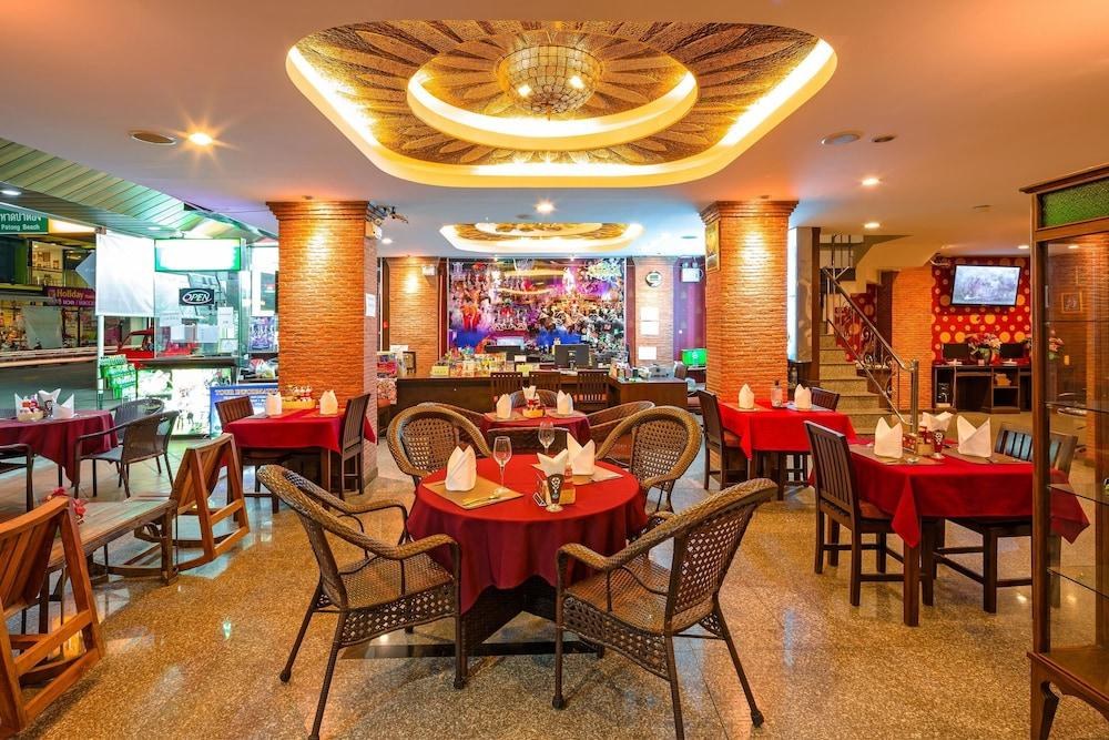 TANAWAN PHUKET HOTEL photo 3