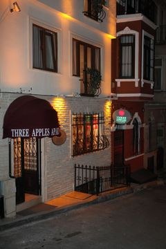 THREE APPLES SUITES photo 1
