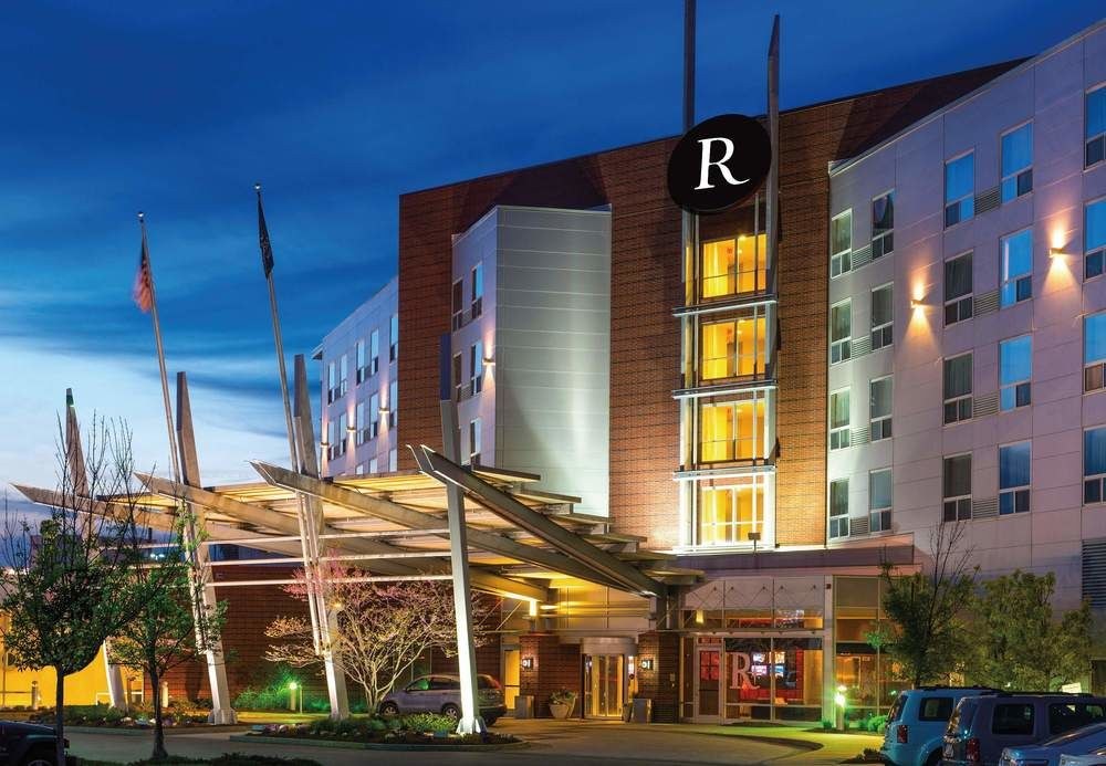 RENAISSANCE BOSTON PATRIOT PLACE HOTEL photo 2