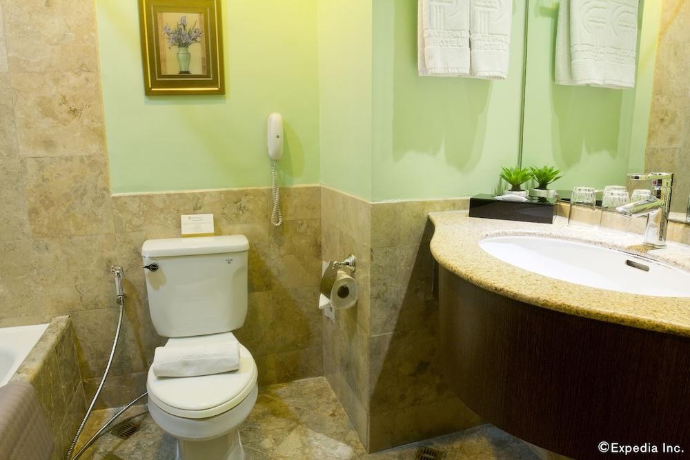 MAKATI PALACE photo 3