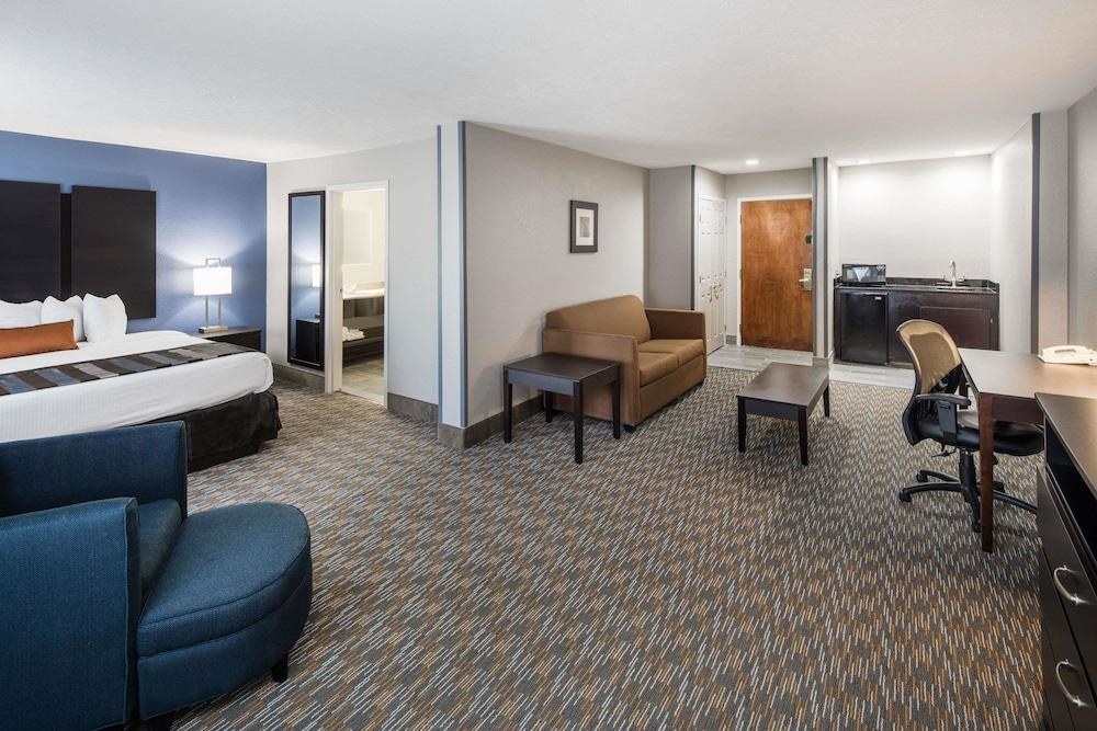 WINGATE BY WYNDHAM COLUMBUS