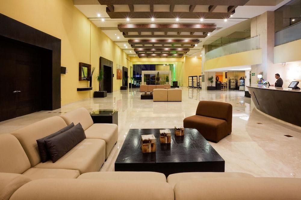 HOLIDAY INN PUEBLA FINSA photo 3