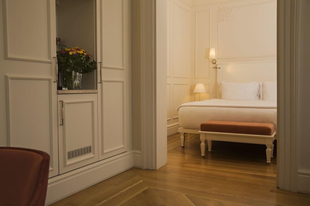 CORINNE HOTEL photo 3