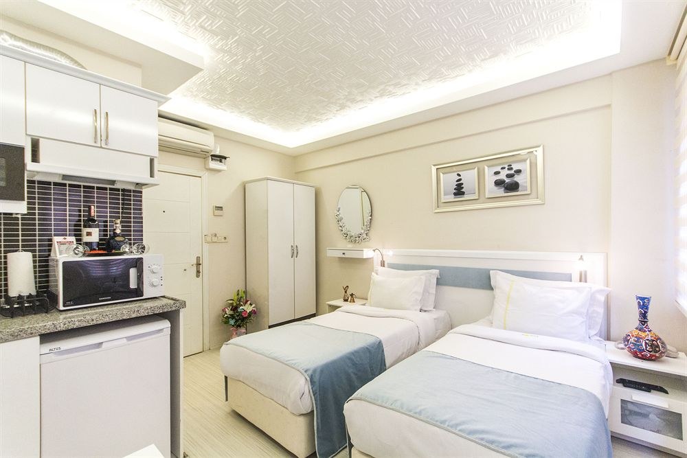 LEMON RESIDENCE photo 1