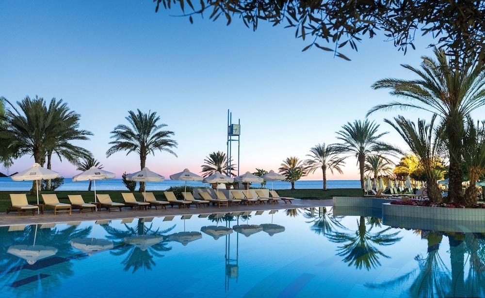 ATHENA ROYAL BEACH HOTEL - ONLY ADULTS photo 2