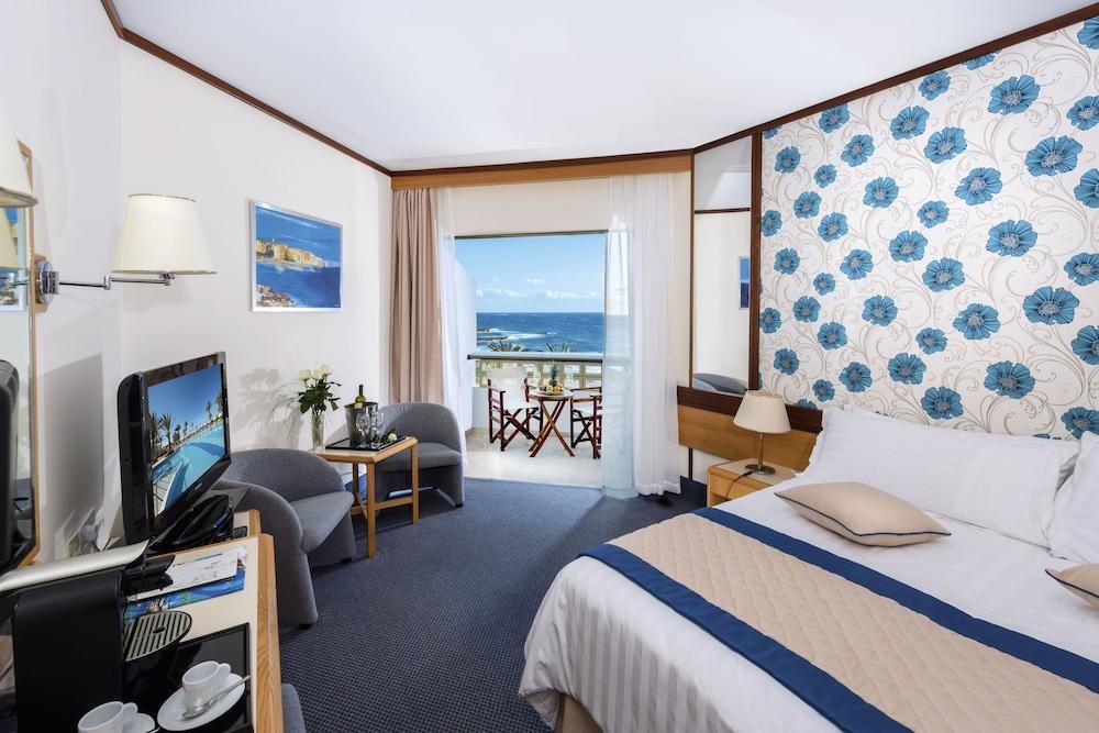 ATHENA ROYAL BEACH HOTEL - ONLY ADULTS photo 4