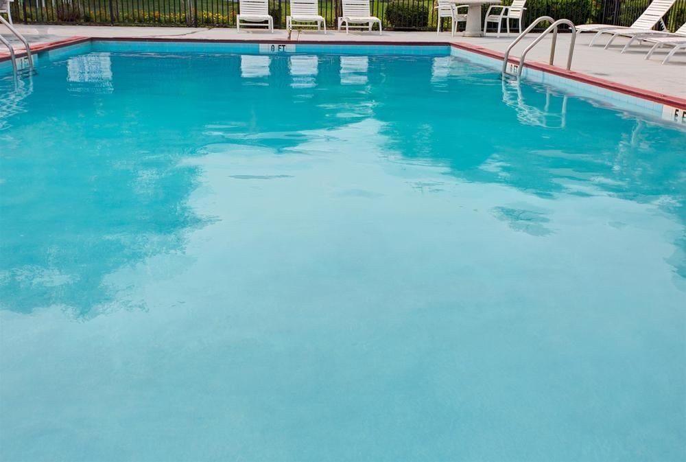 Days Inn & Suites by Wyndham Charleston Airport West
