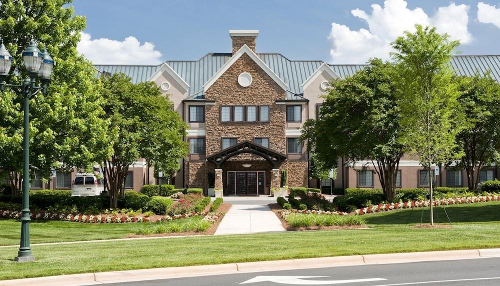 STAYBRIDGE SUITES CHARLOTTE photo 3