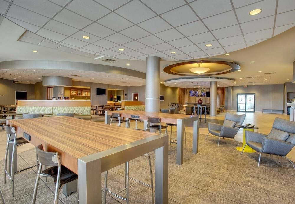 SPRINGHILL SUITES LAWRENCE DOWNTOWN