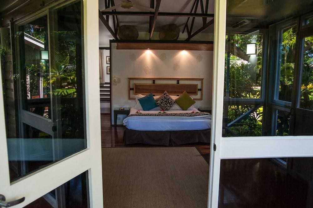 First Landing Beach Resort and Villas photo 4