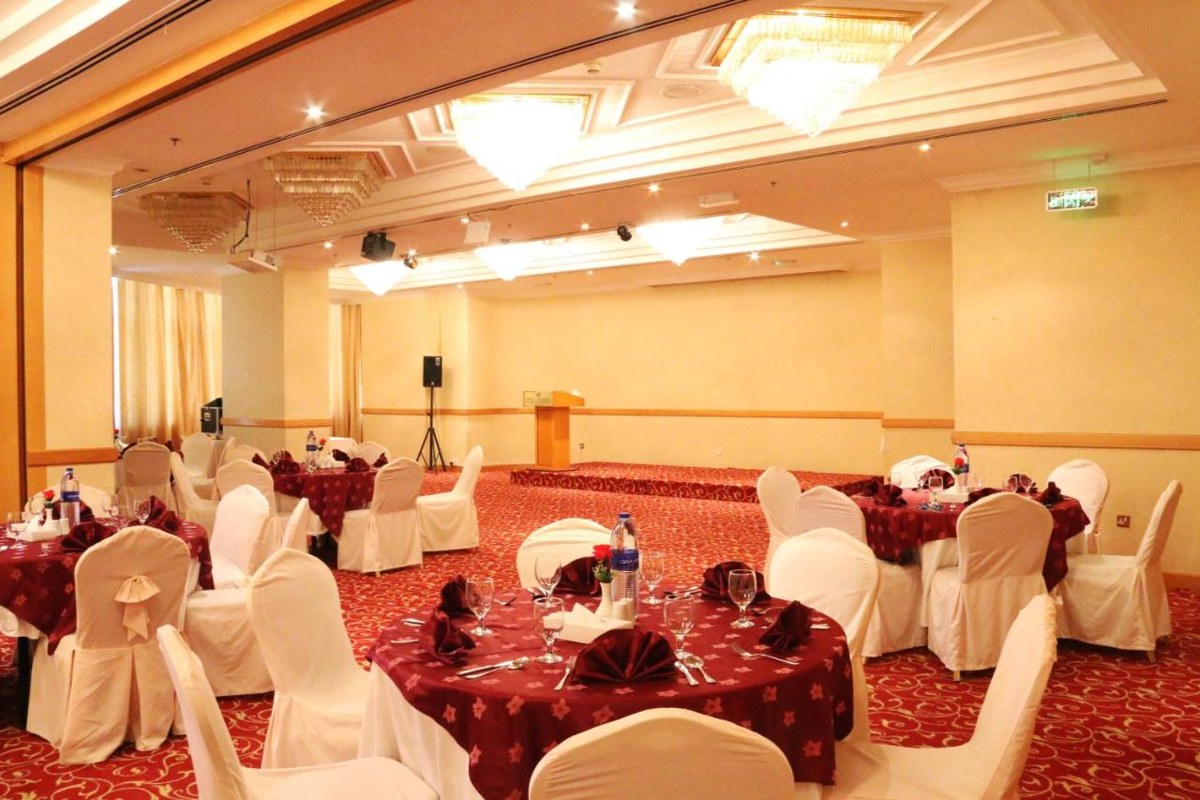 TOP GRAND CONTINENTAL HOTEL ABU DHABI photo 2