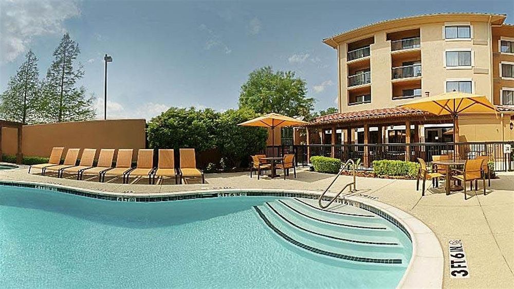 COURTYARD FORT WORTH I-30 WEST NEAR NAS JRB photo 2