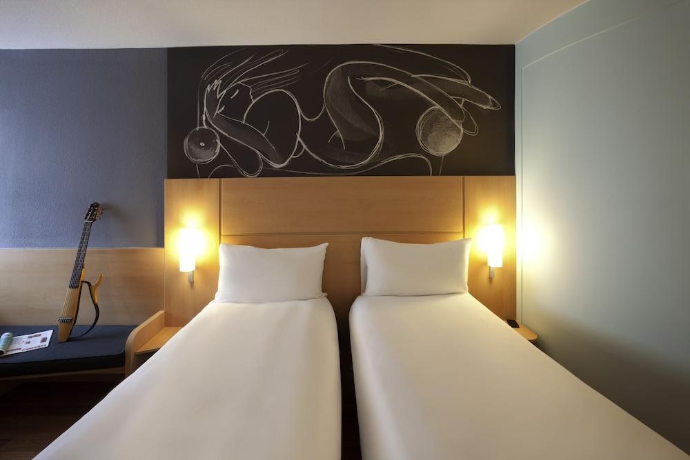 IBIS EDINBURGH SOUTH BRIDGE photo 3
