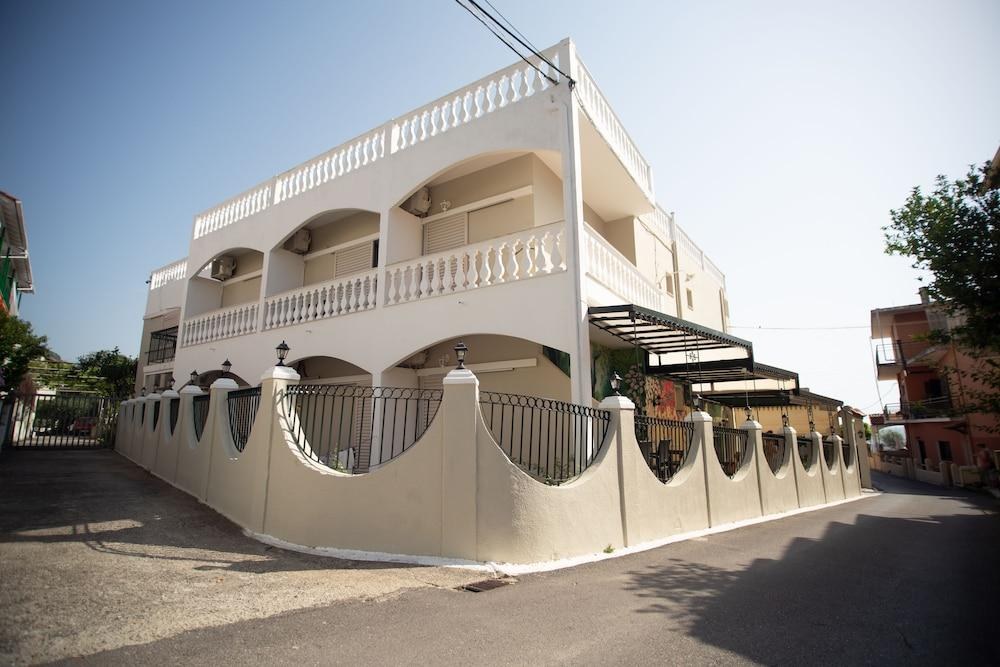 BELLA VISTA HOTEL photo 4