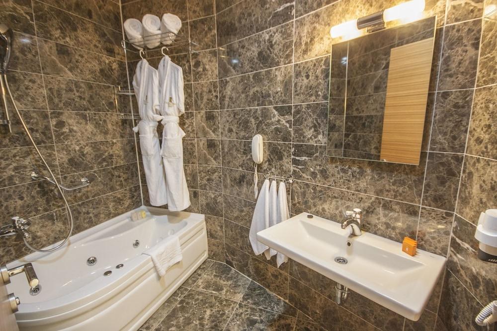DRAGUT POINT SOUTH HOTEL photo 2