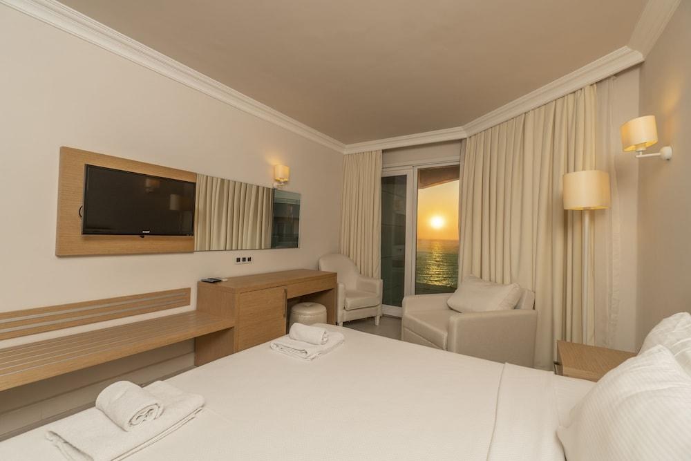 DRAGUT POINT SOUTH HOTEL photo 3