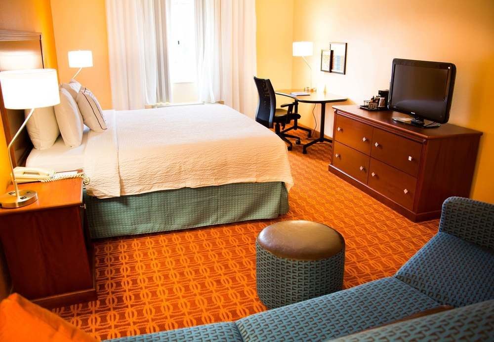FAIRFIELD INN LUMBERTON photo 2