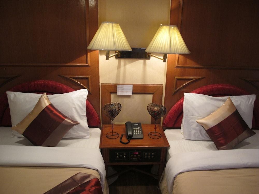 The Promenade Hotel photo 4