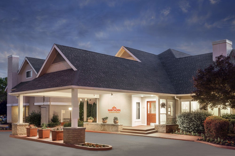 Craigshire Suites St Louis Westport Plaza
