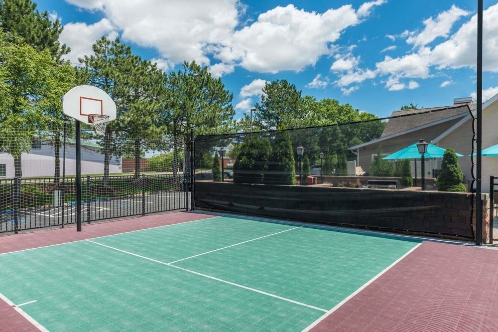 Craigshire Suites St Louis Westport Plaza photo 1