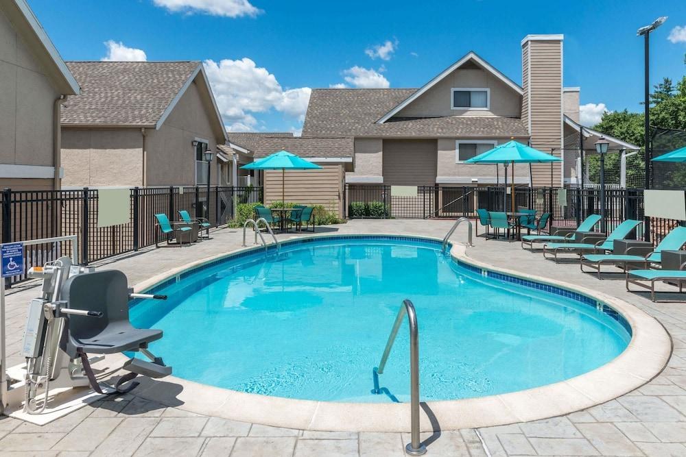 Craigshire Suites St Louis Westport Plaza photo 2