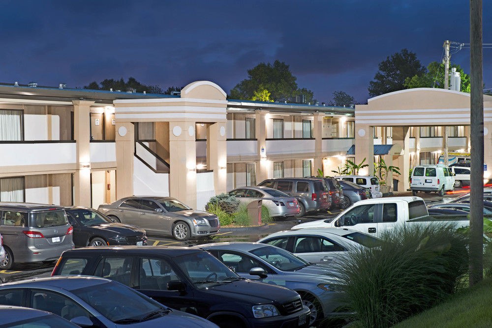 DAYS INN BY WYNDHAM ST. LOUIS LINDBERGH BOULEVARD photo 2