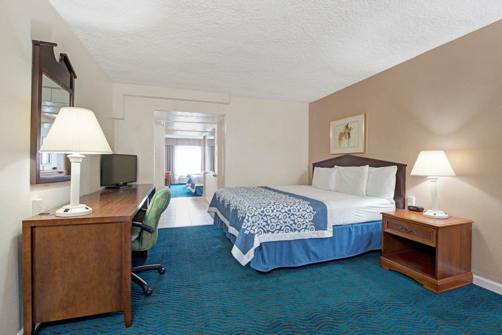 DAYS INN BY WYNDHAM ST. LOUIS LINDBERGH BOULEVARD photo 3